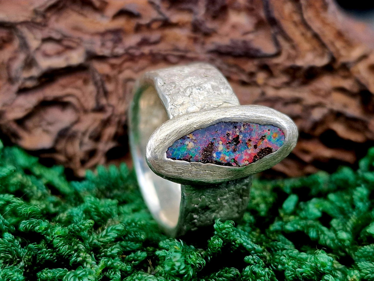 LeoLars-PABE Boulder Opal Design Ring aus 925er Silber, Gr.52 (16,6), kräftiges mehrfarbiges Opalfeuer, Ringschiene massiv mit Stein Struktur, Unikat, Handarbeit