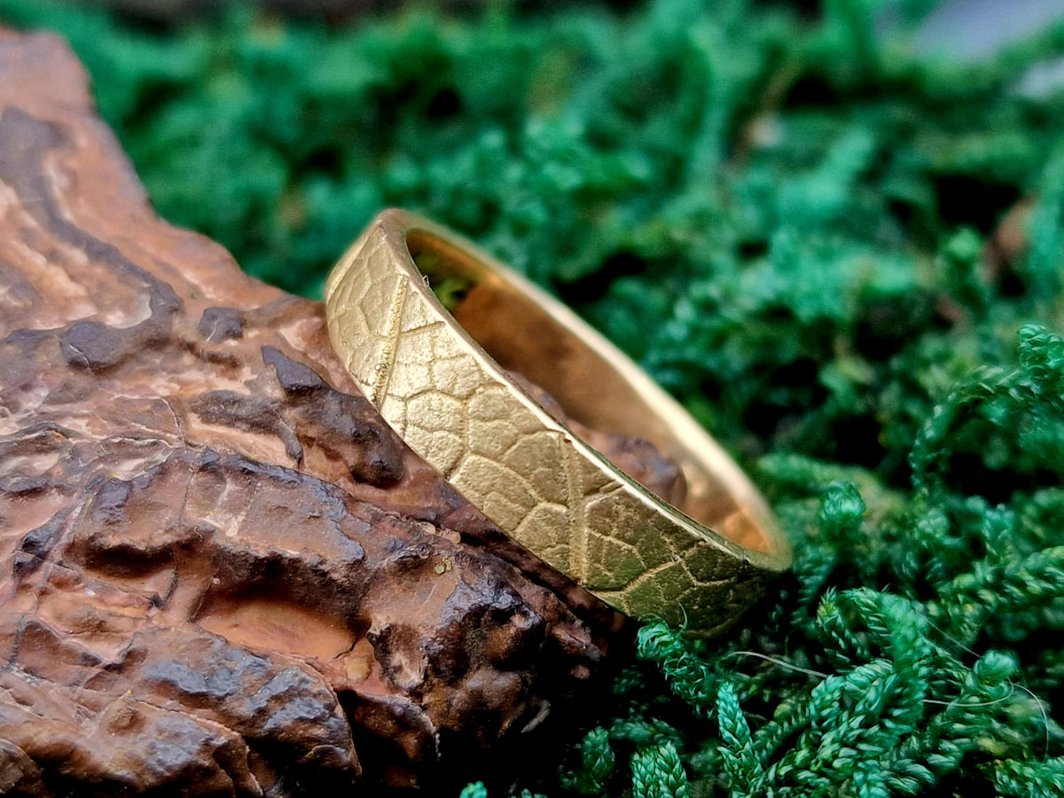 LeoLars-PABE Salbei Kräuter Design Ring aus 750er Gelbgold, Gr.59 (18,8), Hochwertig, Unisex, Unikat, Handarbeit