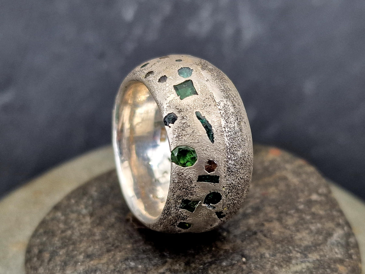 LeoLars-PABE Massiver Sandguss Chaos Design Ring, Gr. 56 (18), Nr.169, aus 925er Silber, typische Oberflächen Struktur, eingegossene Turmalin Edelsteine, Unikat, Handarbeit