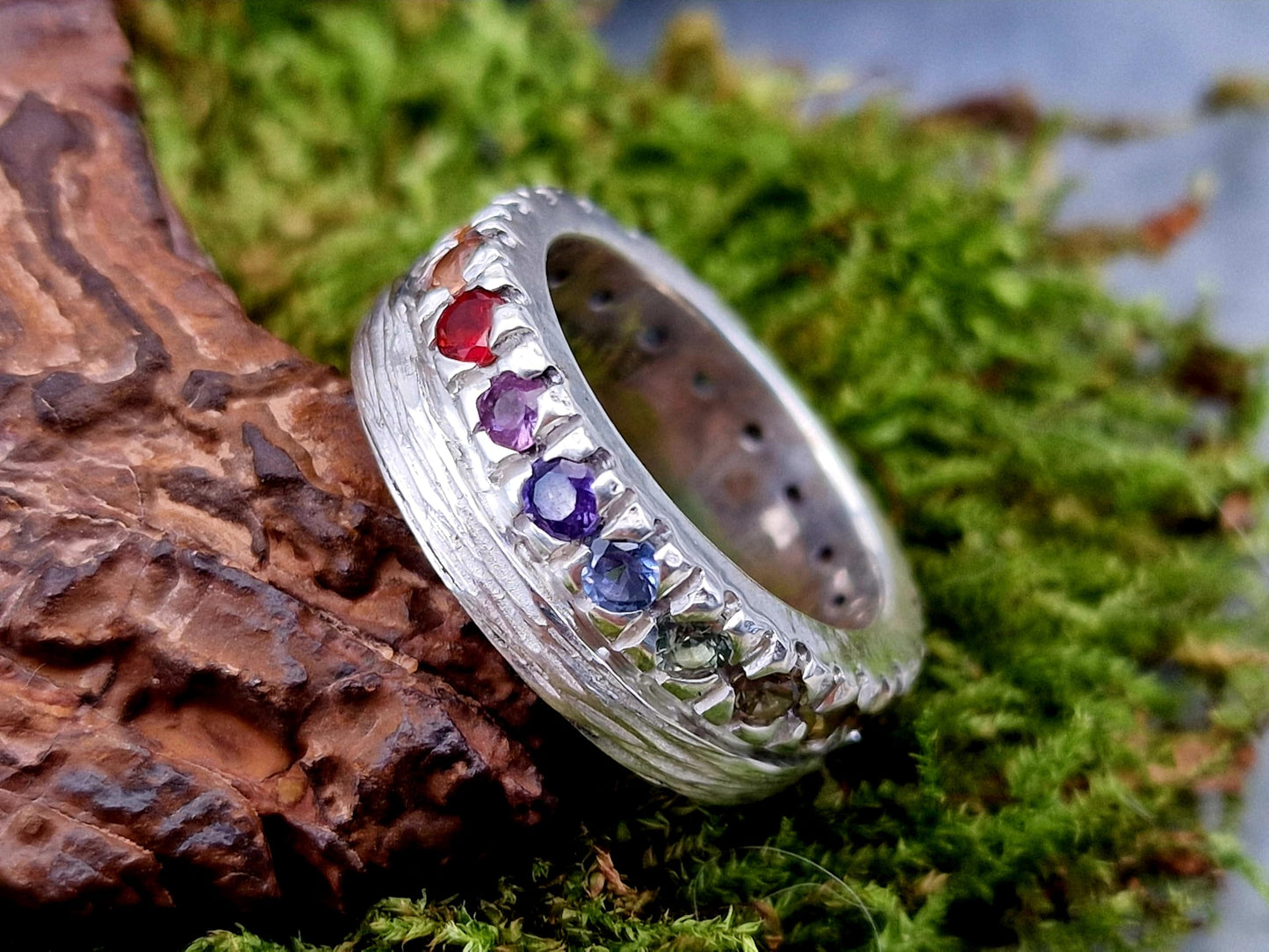 LeoLars-PABE Memory Design Ring aus 925er Silber mit Regenbogen farbenen Saphieren im Farbverlauf, Gr.58 (18,5), massiv, Unikat, Handarbeit
