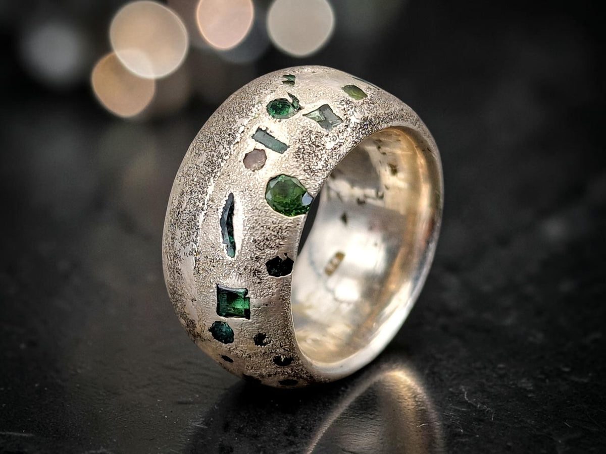 LeoLars-PABE Massiver Sandguss Chaos Design Ring, Gr. 56 (18), Nr.169, aus 925er Silber, typische Oberflächen Struktur, eingegossene Turmalin Edelsteine, Unikat, Handarbeit