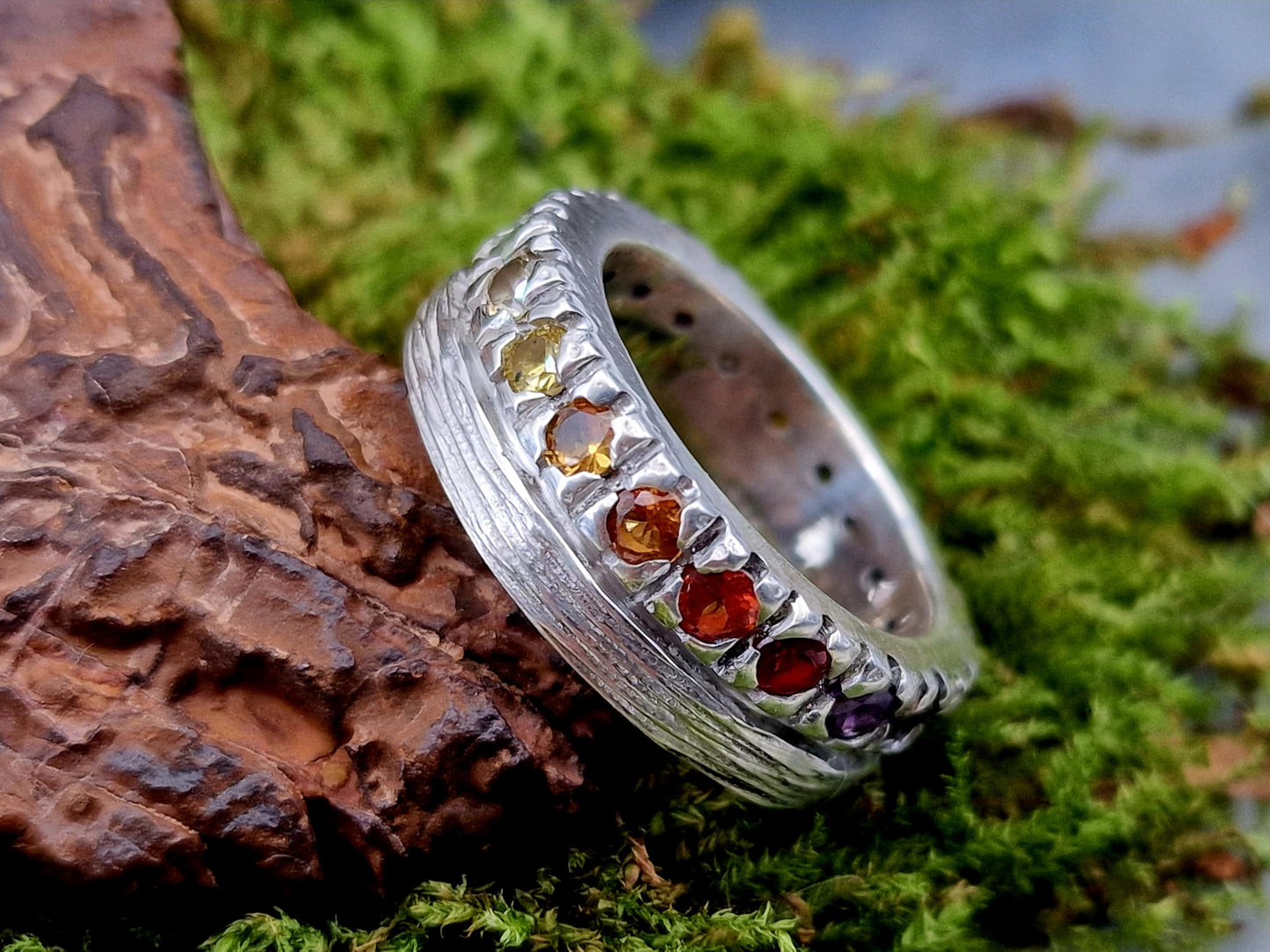 LeoLars-PABE Memory Design Ring aus 925er Silber mit Regenbogen farbenen Saphieren im Farbverlauf, Gr.58 (18,5), massiv, Unikat, Handarbeit