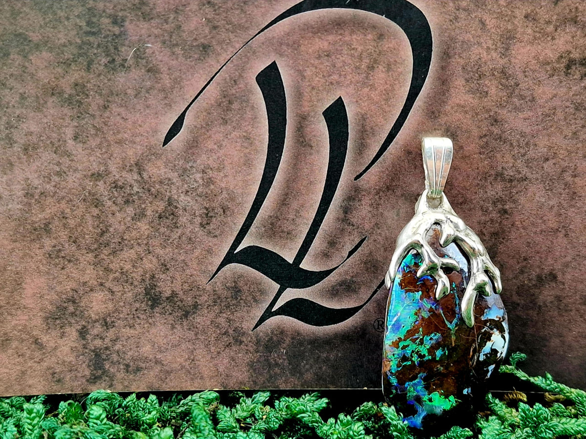LeoLars-PABE Tribal Design Anhänger aus 925er Silber, herrlicher Boulder Opal, tolles Muster, brilliantes Opalfeuer in grün und blau, Unisex, Unikat, Handarbeit