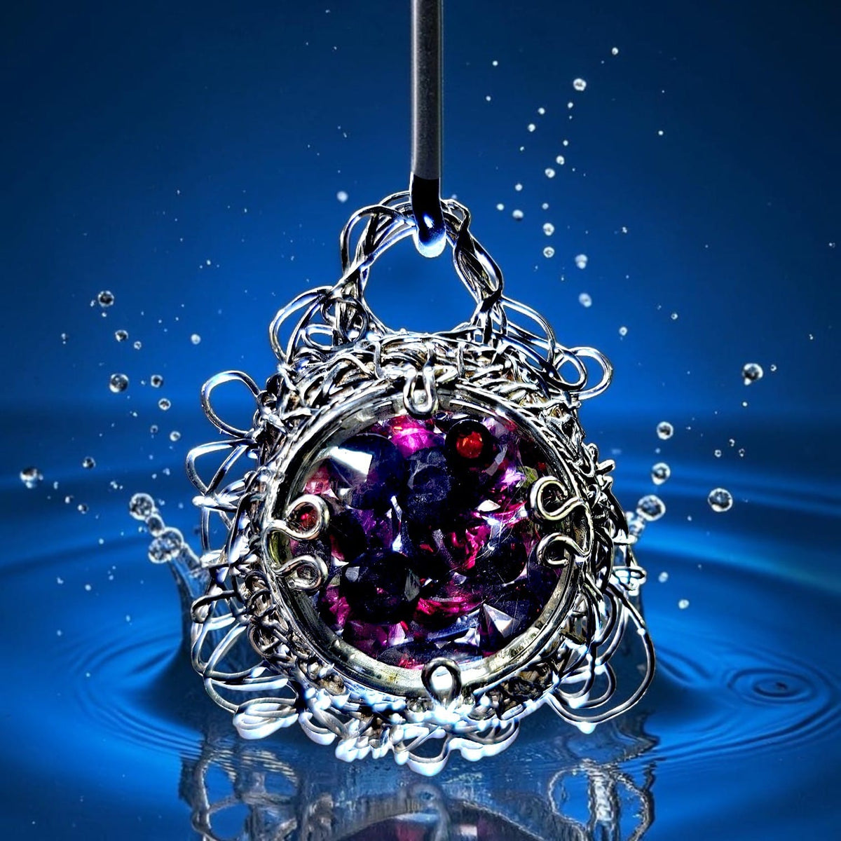 Wilder Granat Design Anhänger aus 925er Silber, zwei verschiedene Granatarten hinter Glas, filigran, mystisch, magisch, Unikat, Handarbeit, Unisex