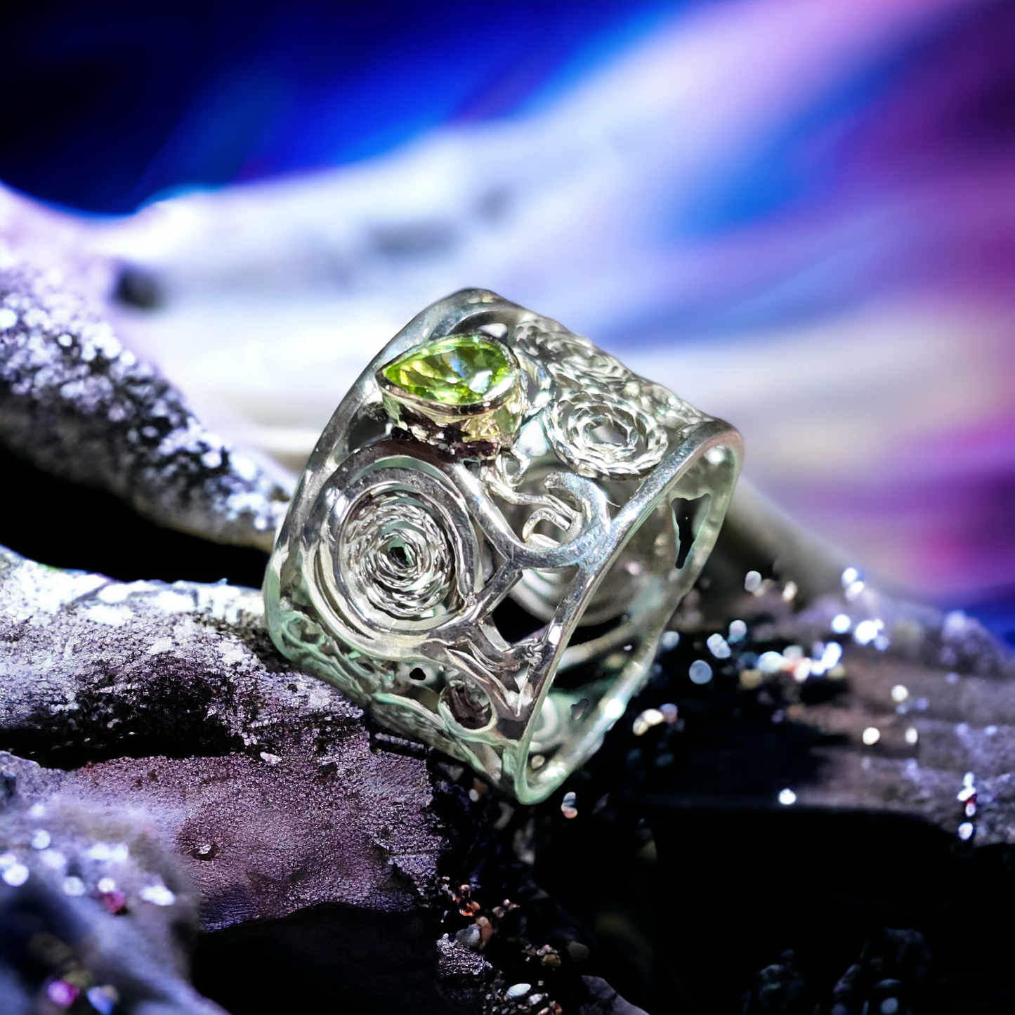 LeoLars-PABE 925er Silber Design Filigree Ring, Alpha-Omega, Gr. 59.5 (19), mit Peridot Tropfen in 585er Goldfassung, Unikat, Handarbeit