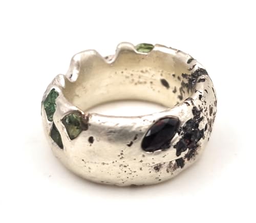 LeoLars-PABE Sandguss Design Ring, Gr. 55, aus 925er Silber, massiv, mit eingegossenen Granat, Peridot, Smaragd und Saphir, Unikat, Handarbeit