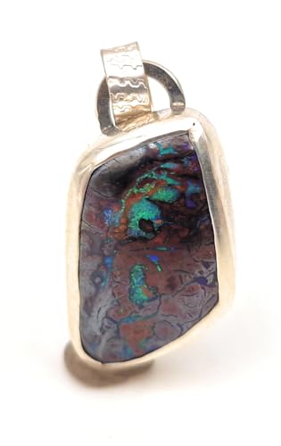 LeoLars-PABE Boulder Opal Anhänger aus 925er Silber mit herrlichen grünen Opalfeuer, 18x13,9mm, hendgefertigte Schlaufe, Unikat, Handarbeit