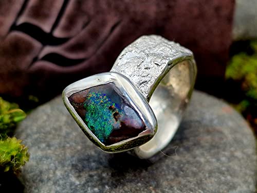 LeoLars-PABE Boulder Opal Design Ring, Gr.53-54, aus 925er Silber im Structure Design Stein, Opal mehrfarbig 18.3mm x 10.3mm, Unikat, Handarbeit