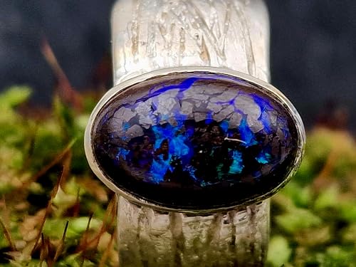 LeoLars-PABE Matrix Boulder Opal Design Ring, Gr.56 (17,8), aus 925er Silber mit Gras Oberflächen Struktur, Opal intensiv blau-lila Opalfeuer, Unikat, Handarbeit