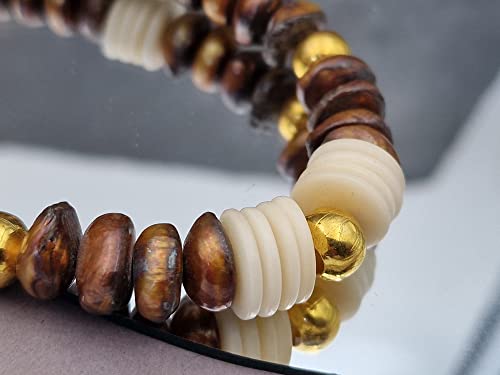 LeoLars-PABE Echte Perlenkette 46cm lang mit braunen Perlen, Tagua Nuss Linsen und 925er Silberelementen vergoldet, Unikat, Handarbeit