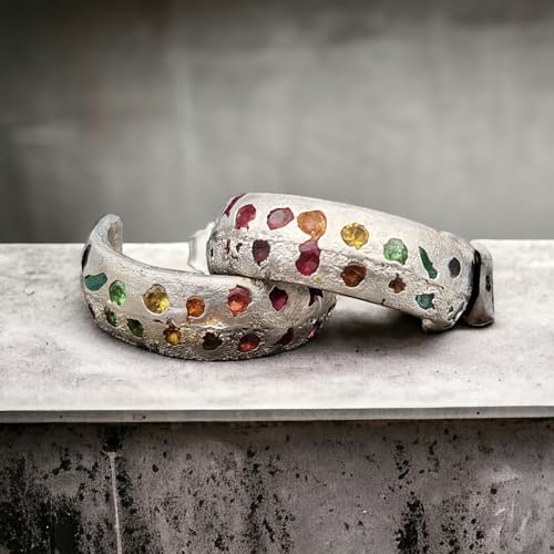 Sandguss Design Ohr Creolen mit Stecker aus 925er Silber und verschiedenen echten eingegossenen Edelsteinen, Unikat, Handarbeit